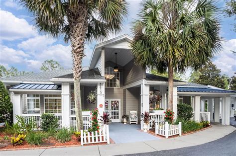 senior living gainesville fl.